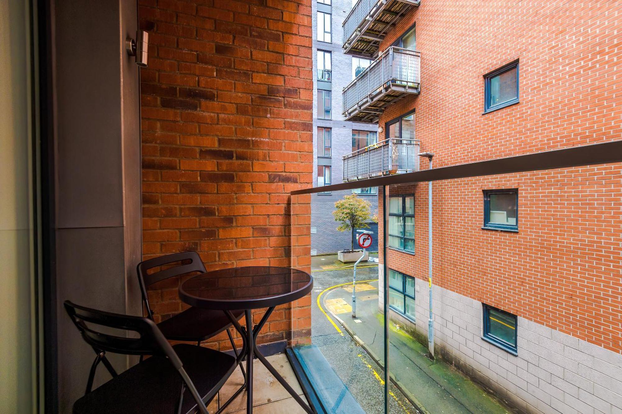 Hilltop Serviced Apartments- Northern Quarter 맨체스터 객실 사진